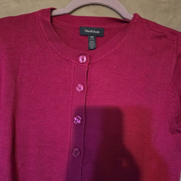 Modcloth Women's Comfy Oversized Pretzel XS Button-Up Knit Cardigan Berry Pink - Picture 6 of 9